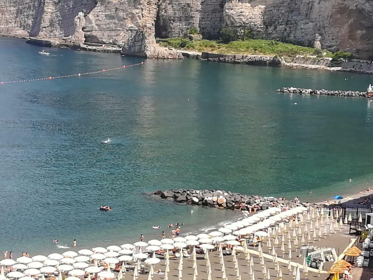 مبيت وإفطار ميتا Villino L'Aranceto Sorrentino المظهر الخارجي الصورة